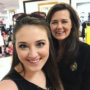 Meet your Posher, Erin